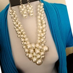 Pearl Necklace Set